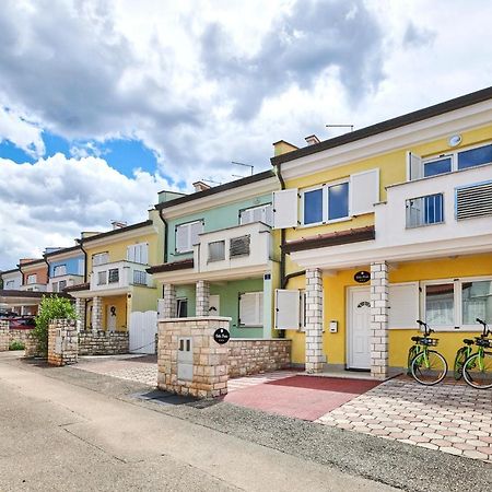 Villa Perla Umag Exterior foto